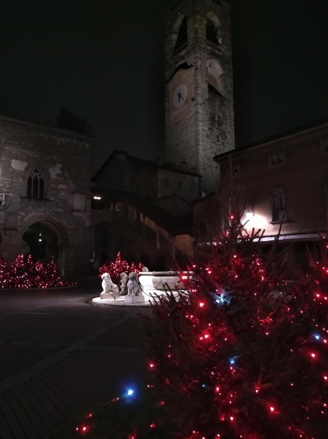 Casa Vacanze Piazza Vecchia Bergamo Zewnętrze zdjęcie